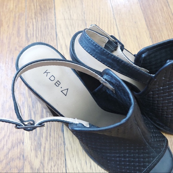 Kelsi Dagger Black Open Toe Block Heels - Picture 2 of 3